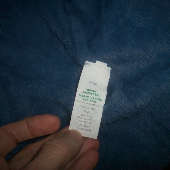 Aerie Cropped Fluffy Cardigan Sweater Size XS Top Blue Long Sleeve Womens NWT - Picture 8 of 9